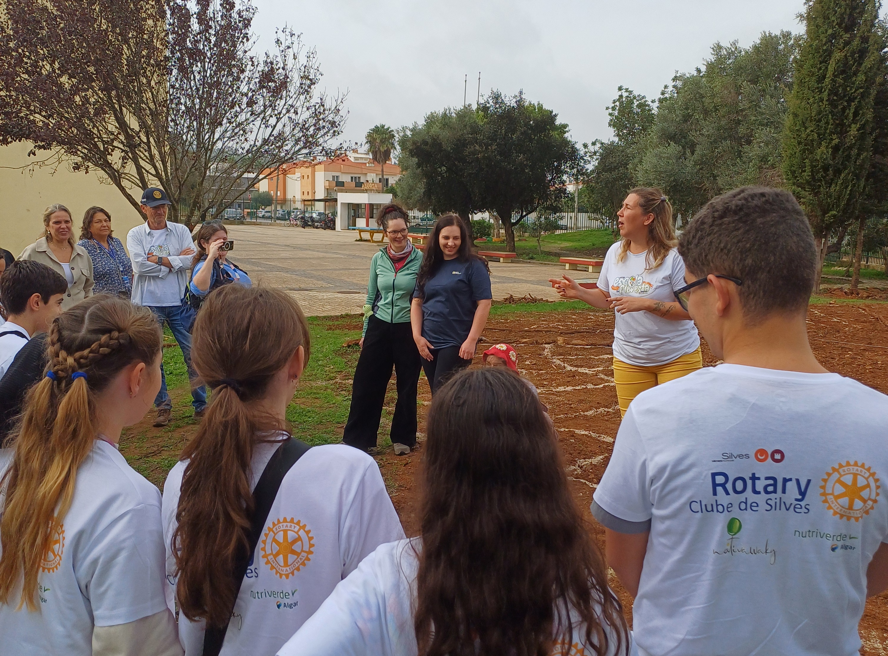 Rosa Palma and the children